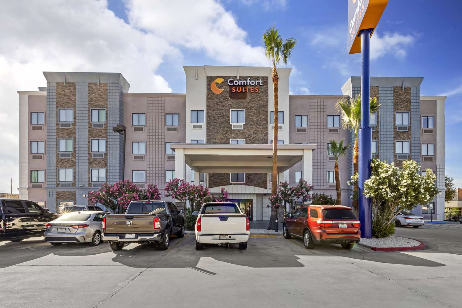 Comfort Suites Laredo TX 23/28