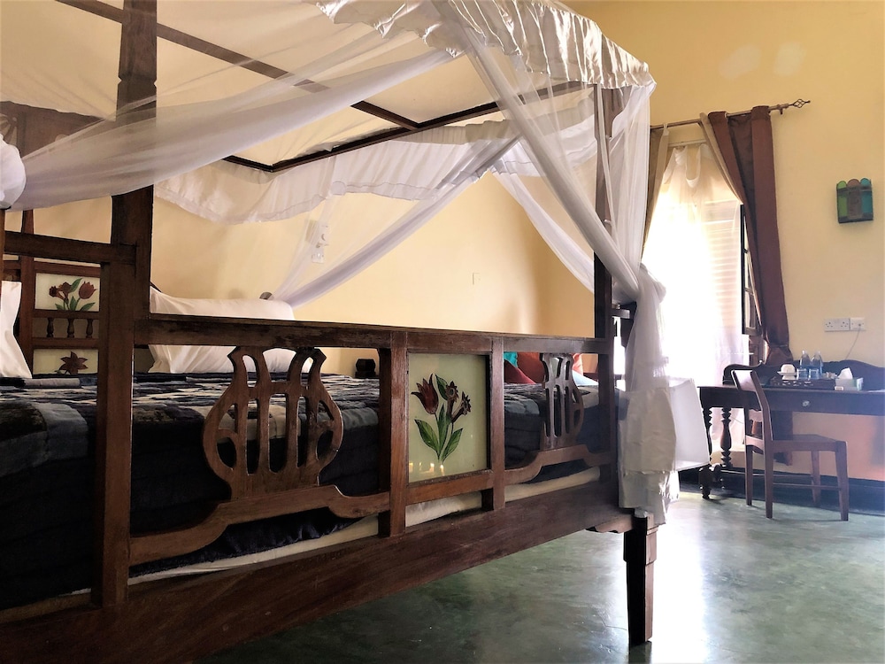 Beyt Al Salaam Boutique Hotel 38/63
