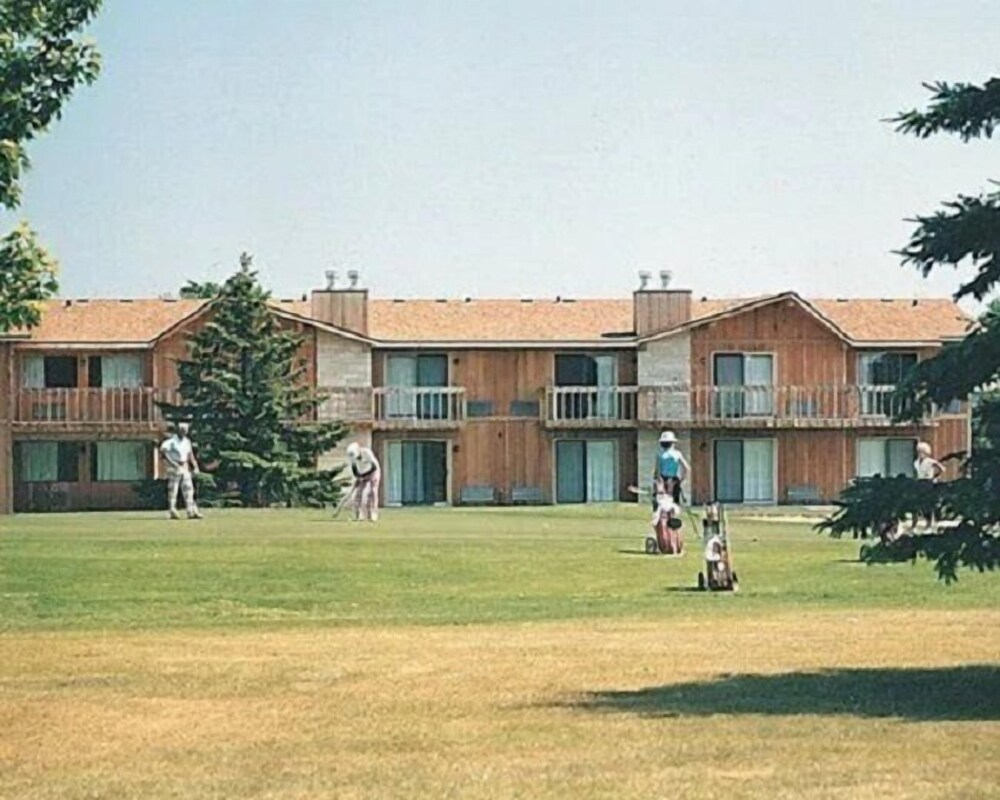 Fairway Inn and Suites Mishicot - Wi 2/50