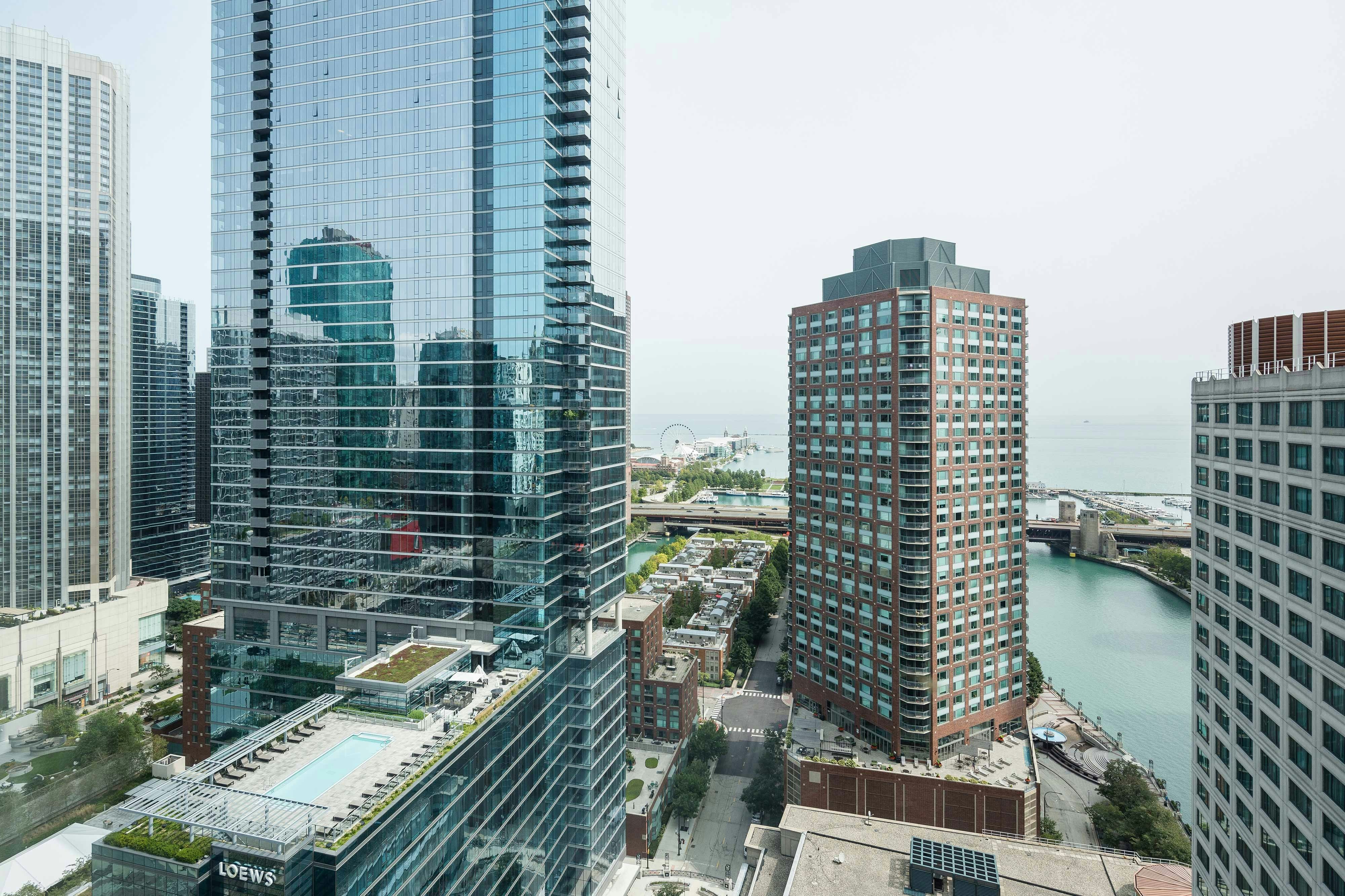 Sheraton Grand Chicago Riverwalk in CHICAGO - IL