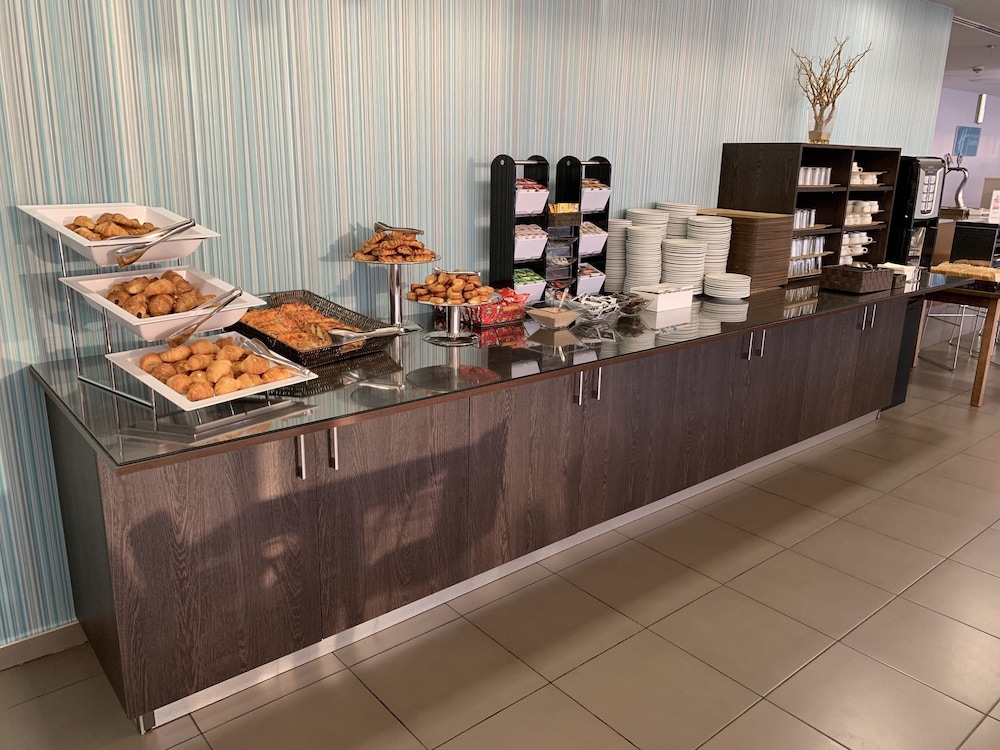 HOLIDAY INN EXPRESS VITORIA 31/43