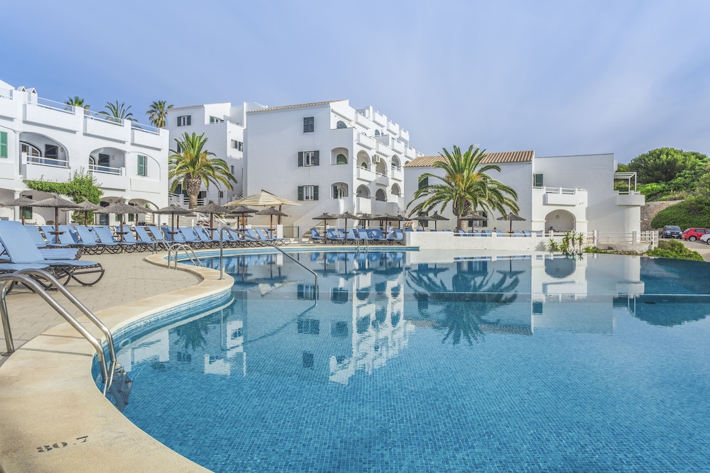 White Sands Beach Club 39/49