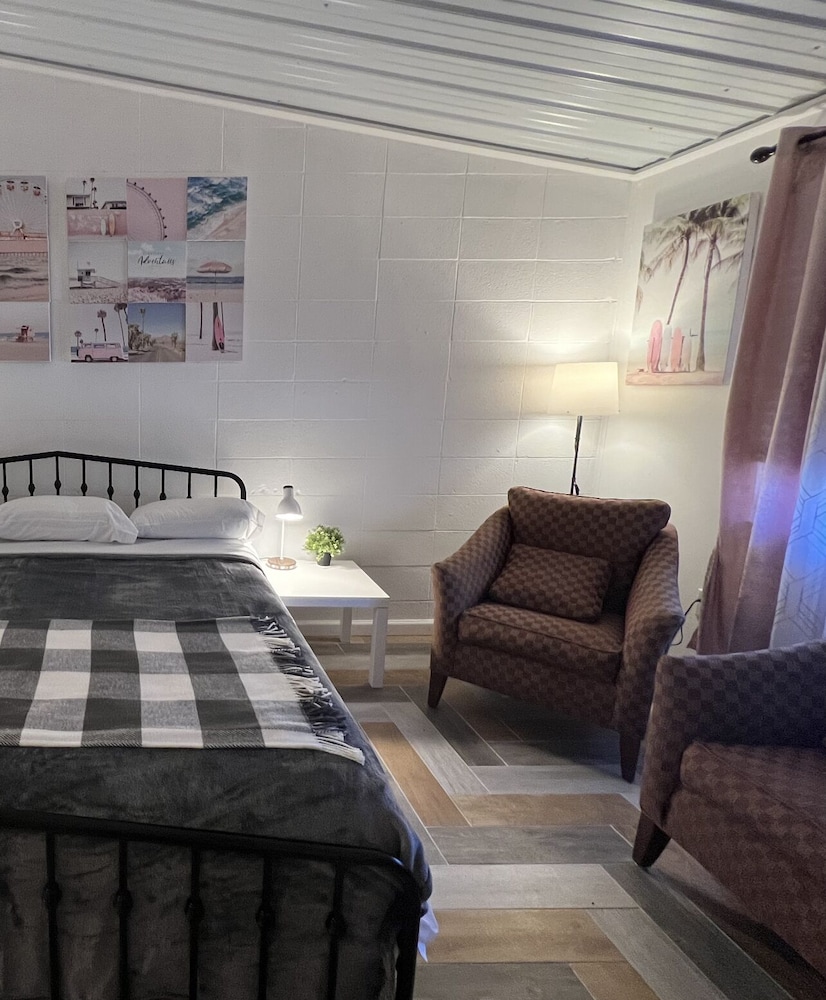 Sussex Motel 9/17