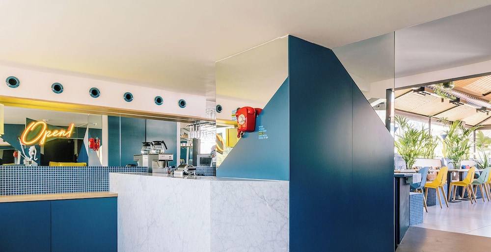 HOSTAL BUELTA 11/50