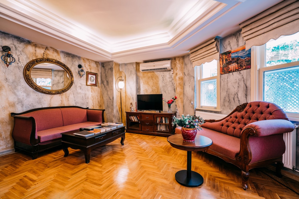 Sultan Corner Suites 30/49