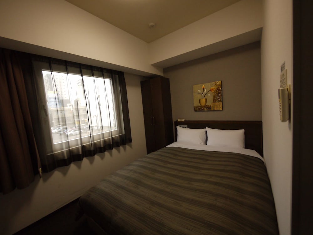 ROOM, DOUBLE BED, SMOKING