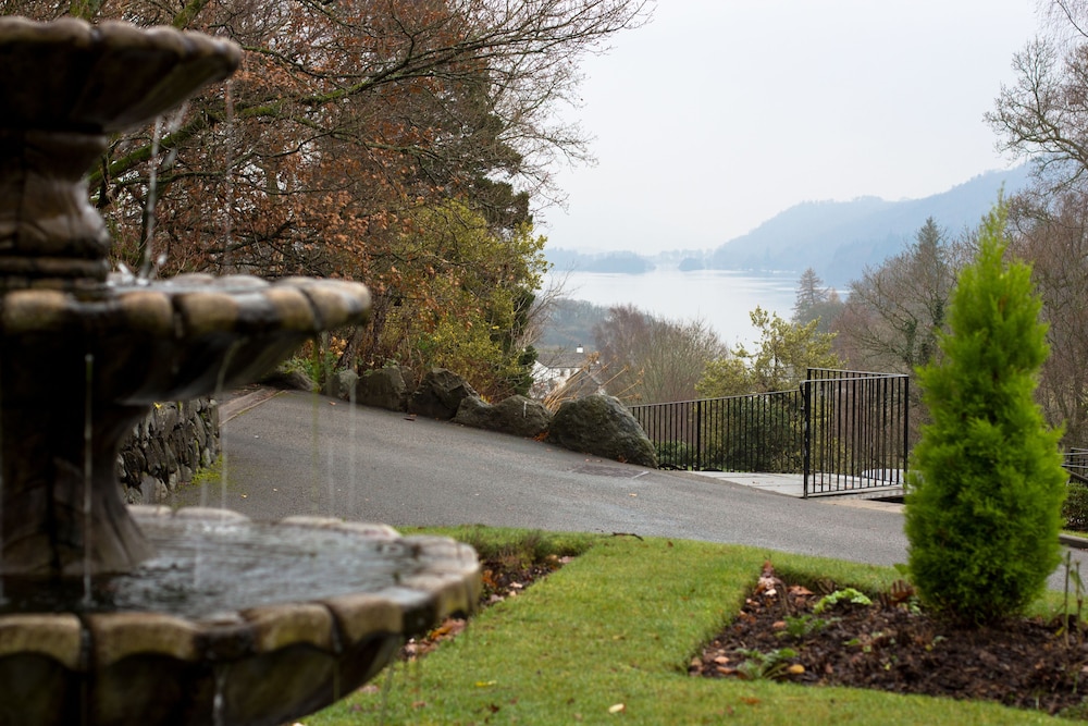 Merewood Country House 34/75