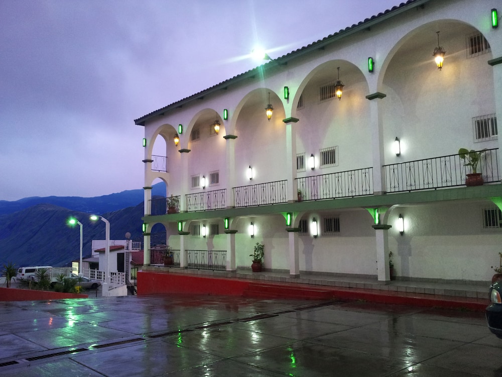 Hotel Marques de Cima 8/69