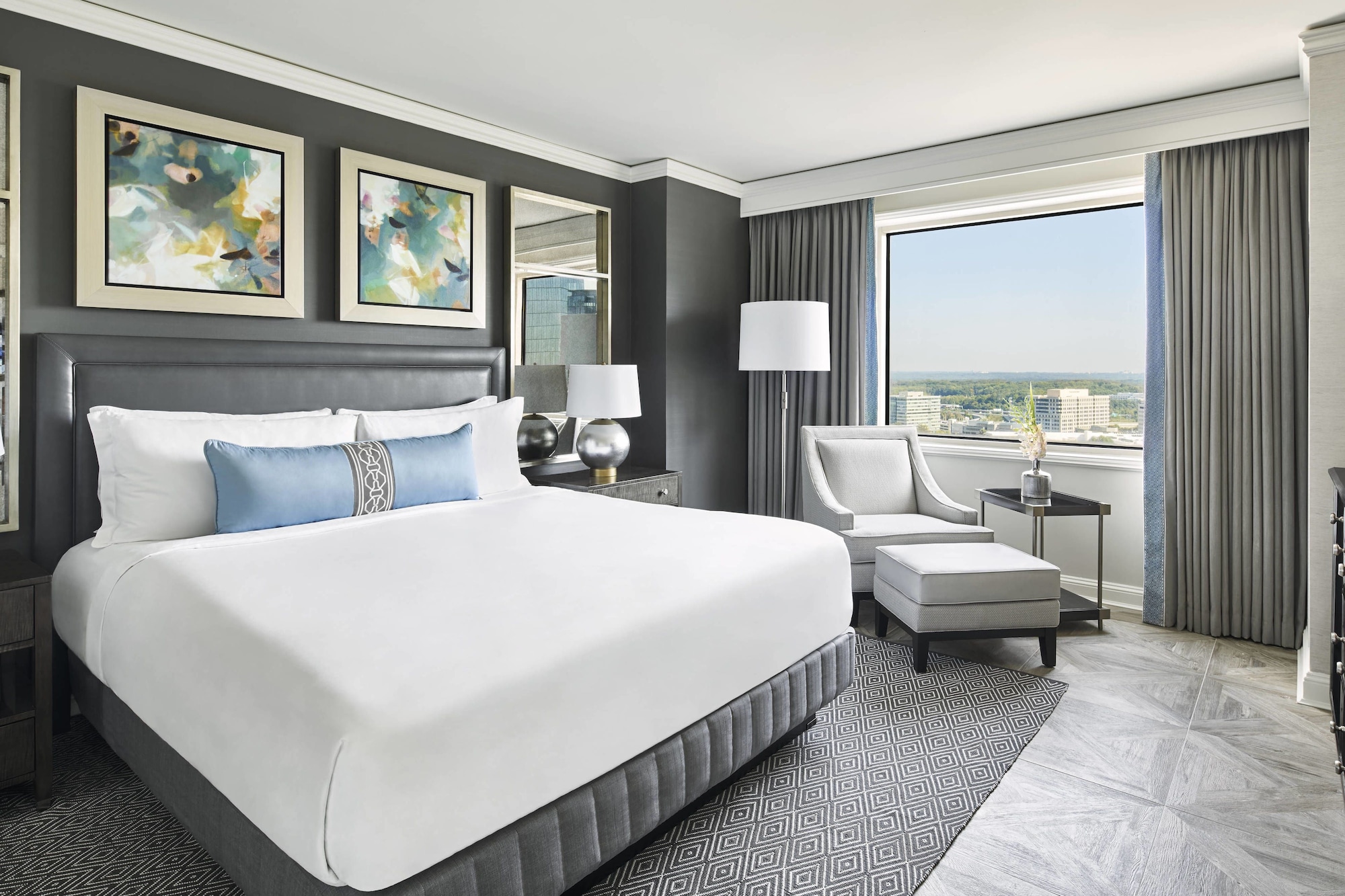 Room at THE RITZ CARLTON TYSONS CORNER, MCLEAN - VA