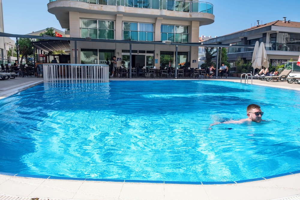 Alkan Hotel 13/50