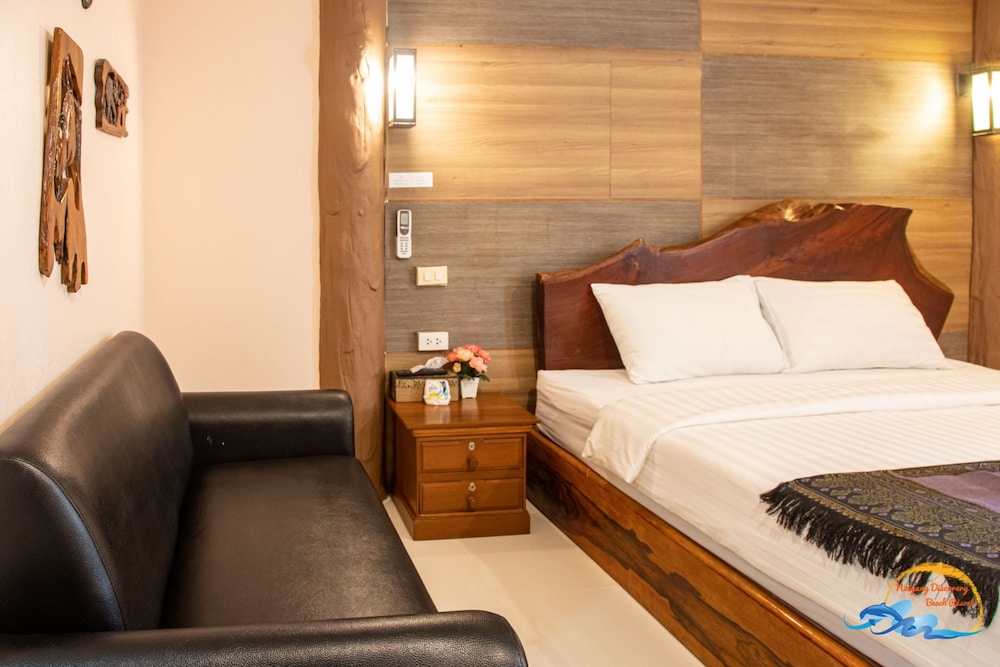 Naiyang Discovery Beach Resort 22/50