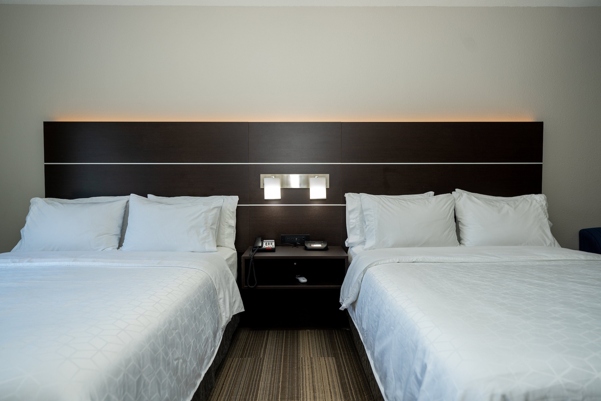 Suite, 2 Queen Beds, Extra Floor Space