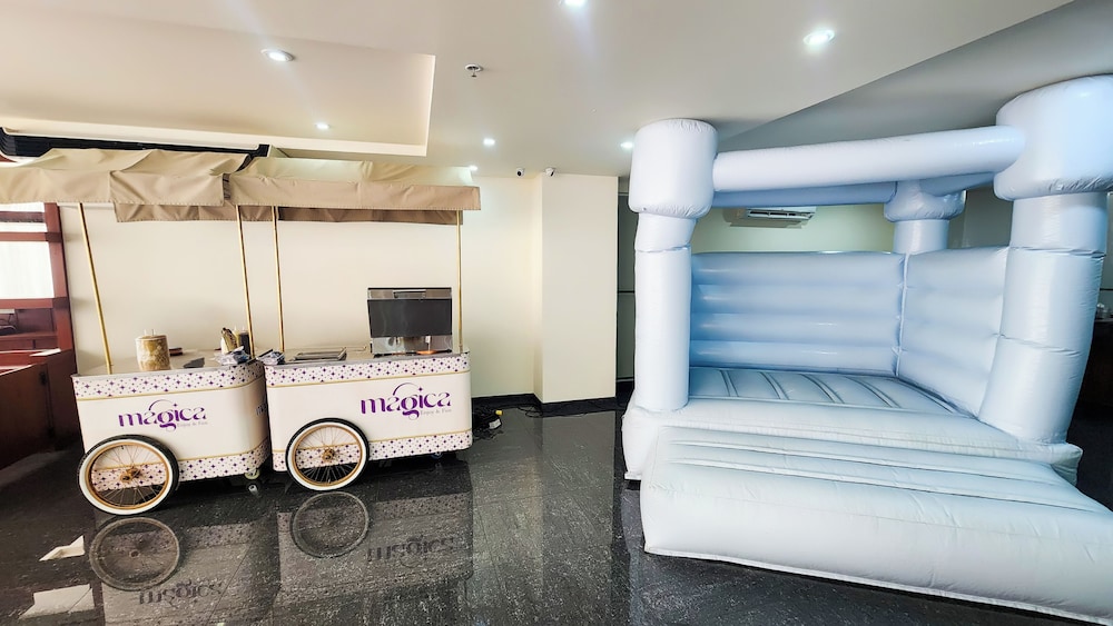 Hotel BE Suites Cali 7/50