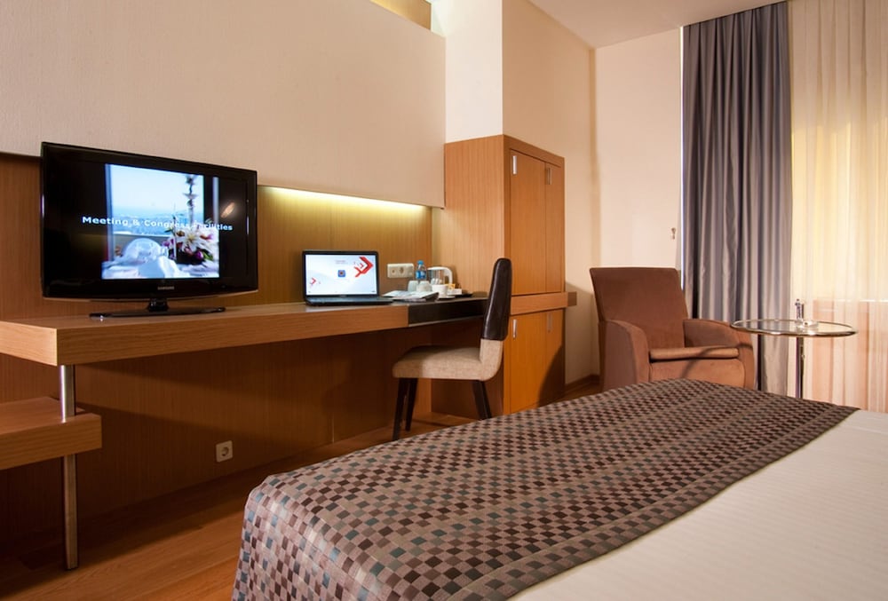 Surmeli Istanbul Hotel 28/72