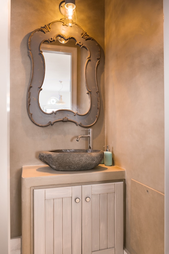 Imarkellis Boutique Villas 9/47