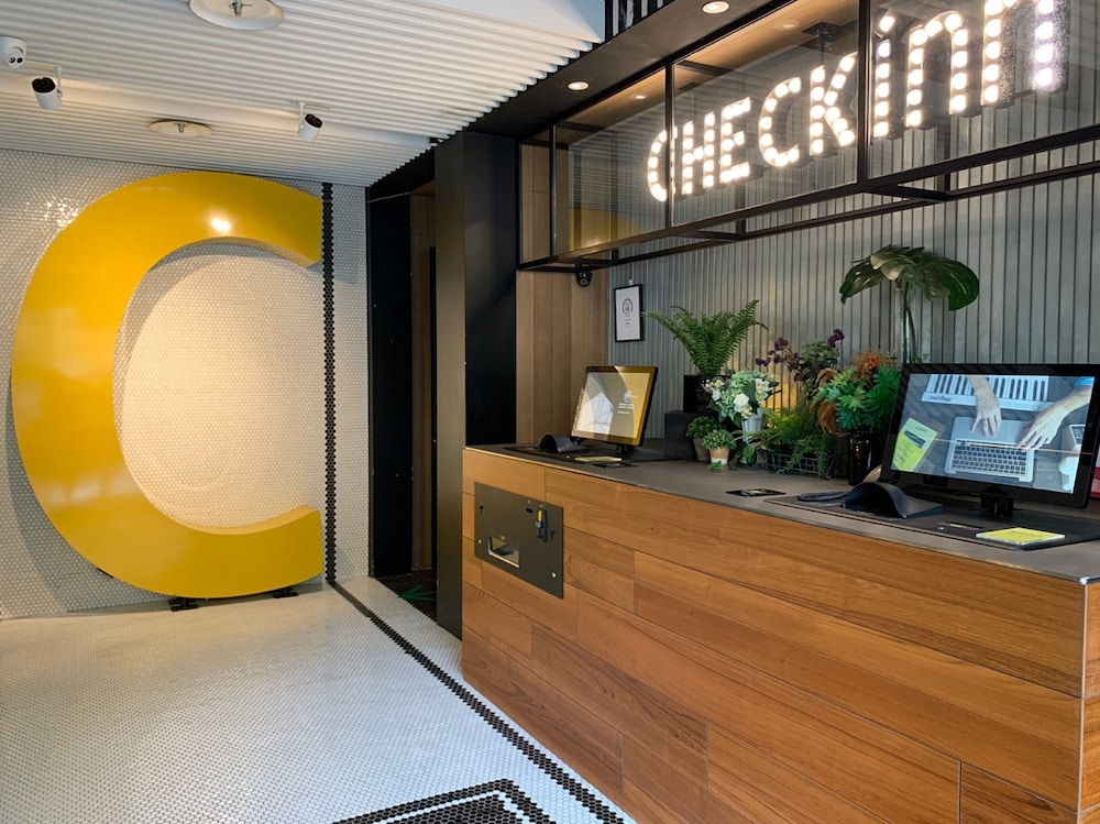 Check Inn Hotel 11/70