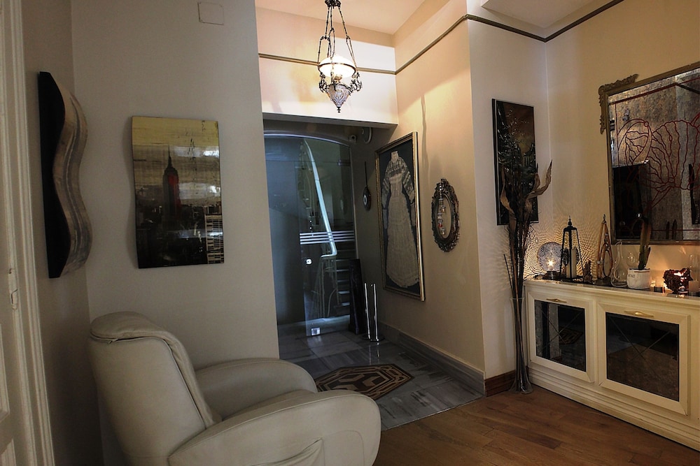 RAGIP PASHA APARTMENTS 63/73