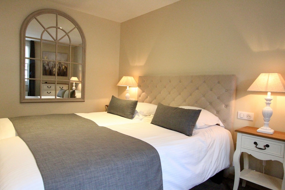 Hotel Le Marechal 16/50