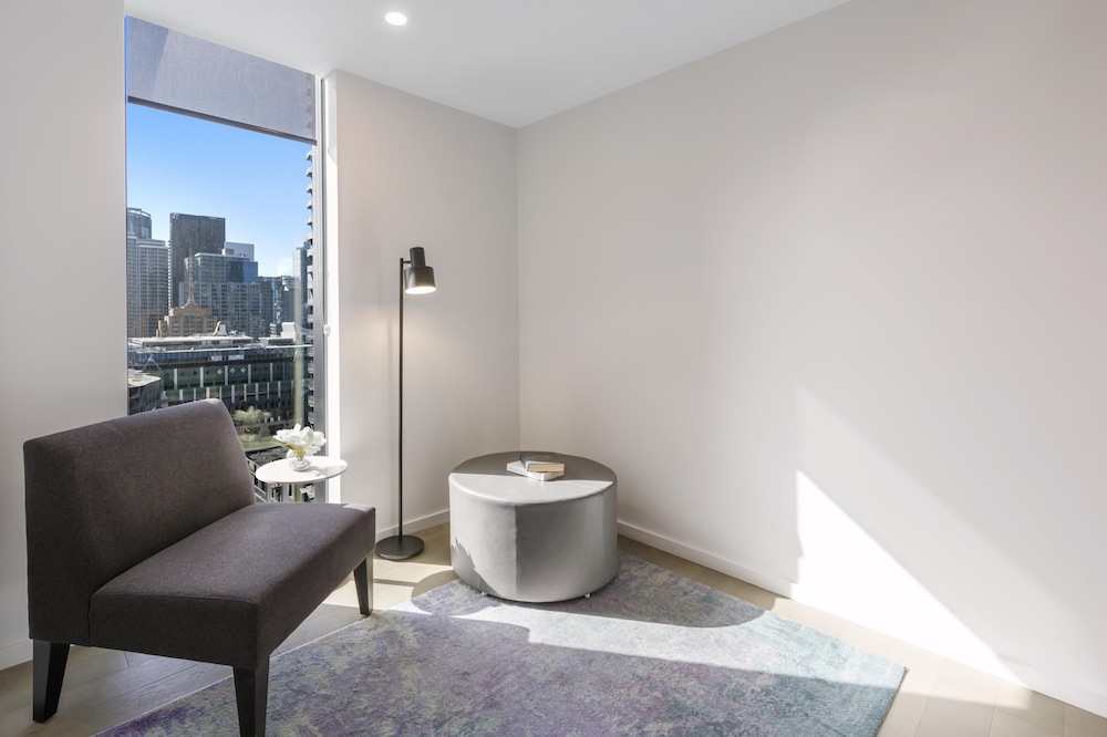 Avani Melbourne Central Residences 75/76