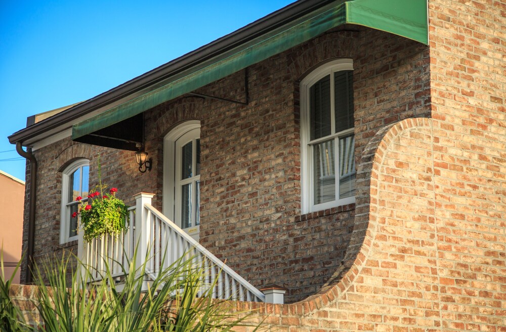 The Inn on West Liberty 4/66