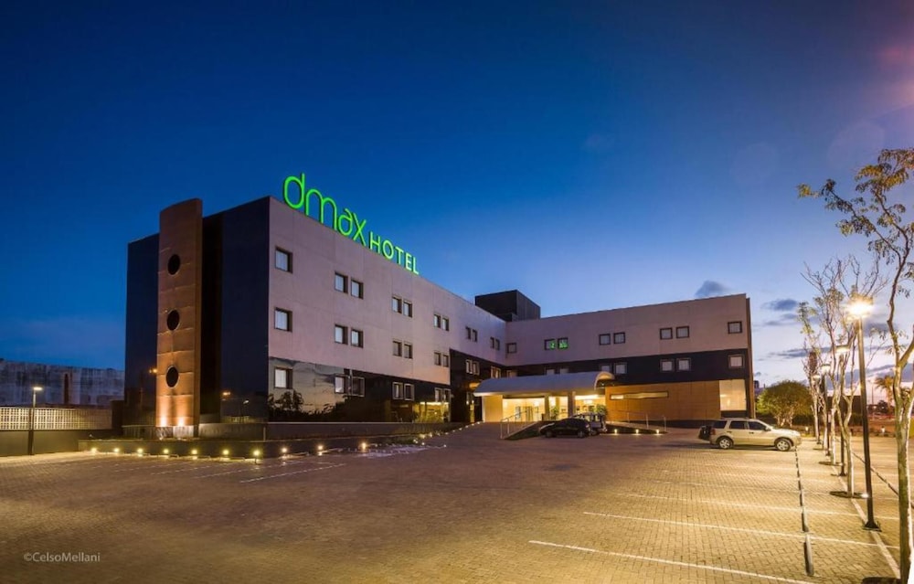 DMax Hotel 3/50