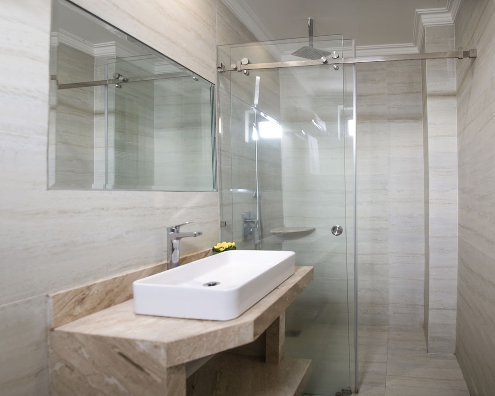 Seven Seas Hotel And Apartment 27/61