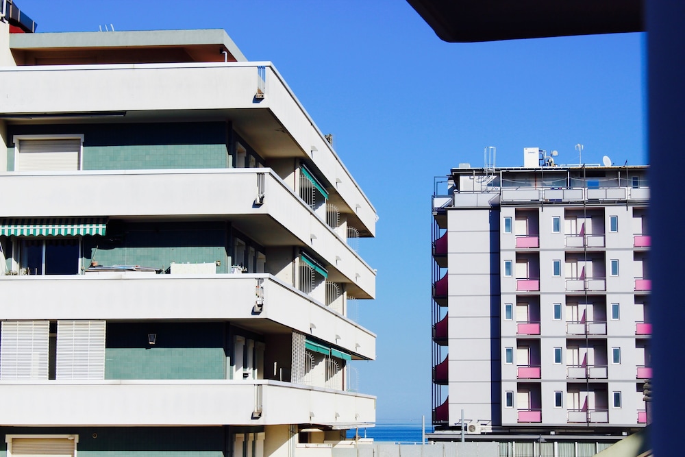 Hotel Marina 4/58