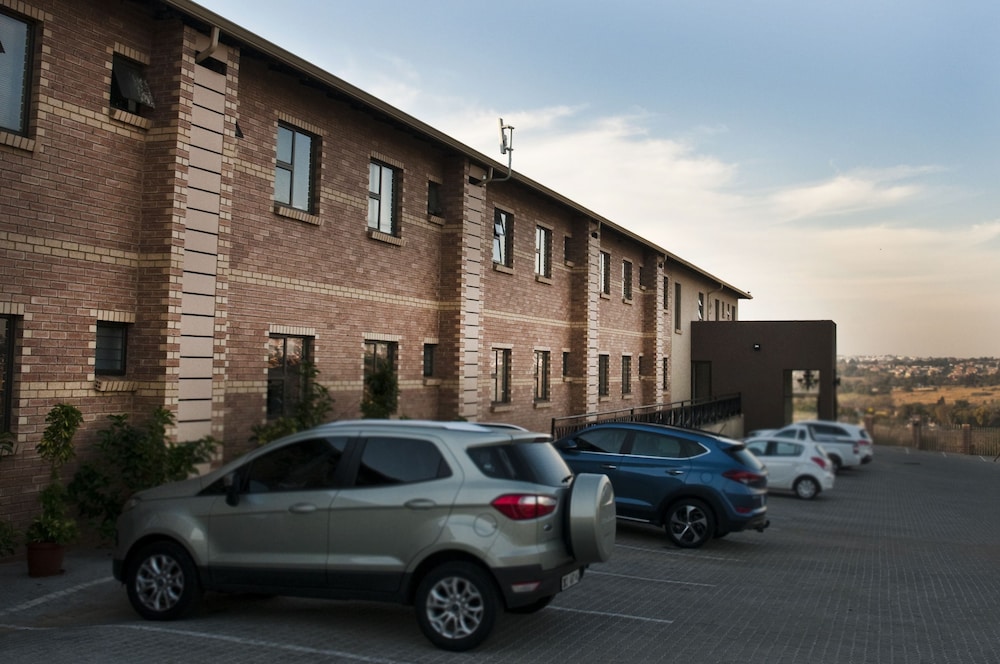 Eagle Nest Luxury Accommodation 32/37
