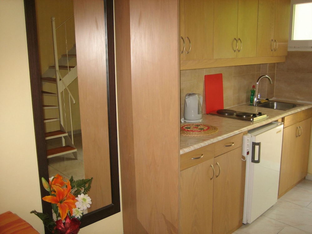 KOSTIS VILLAS 33/70