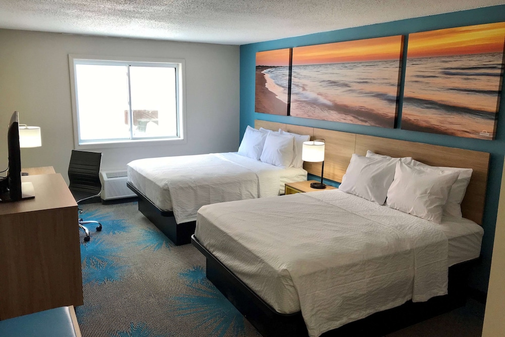 Days Inn By Wyndham Sandusky / Cedar Point 12/30