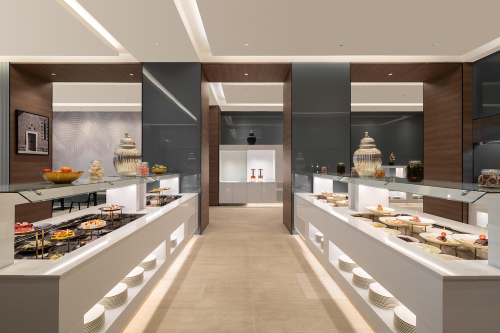 Radisson Blu Hotel, Riyadh Al Sahafa 6/50
