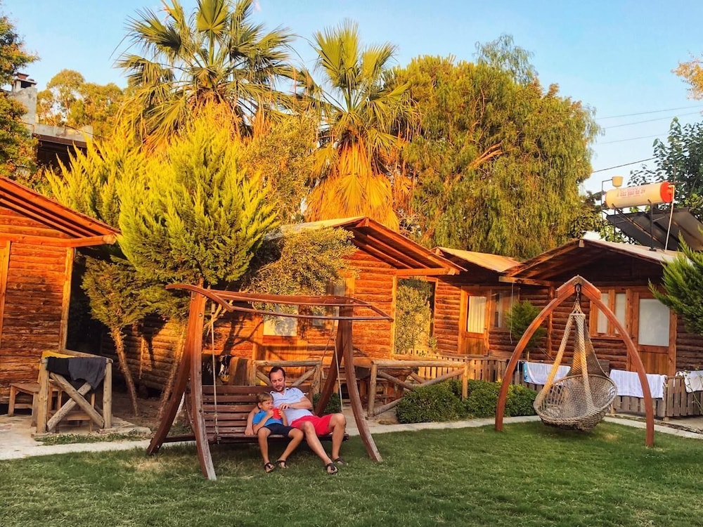 Pitos Bungalows 47/50