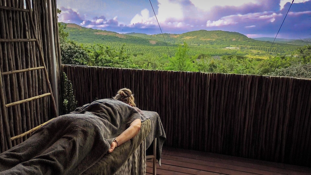 Ndhula Luxury Tented Lodge 23/48