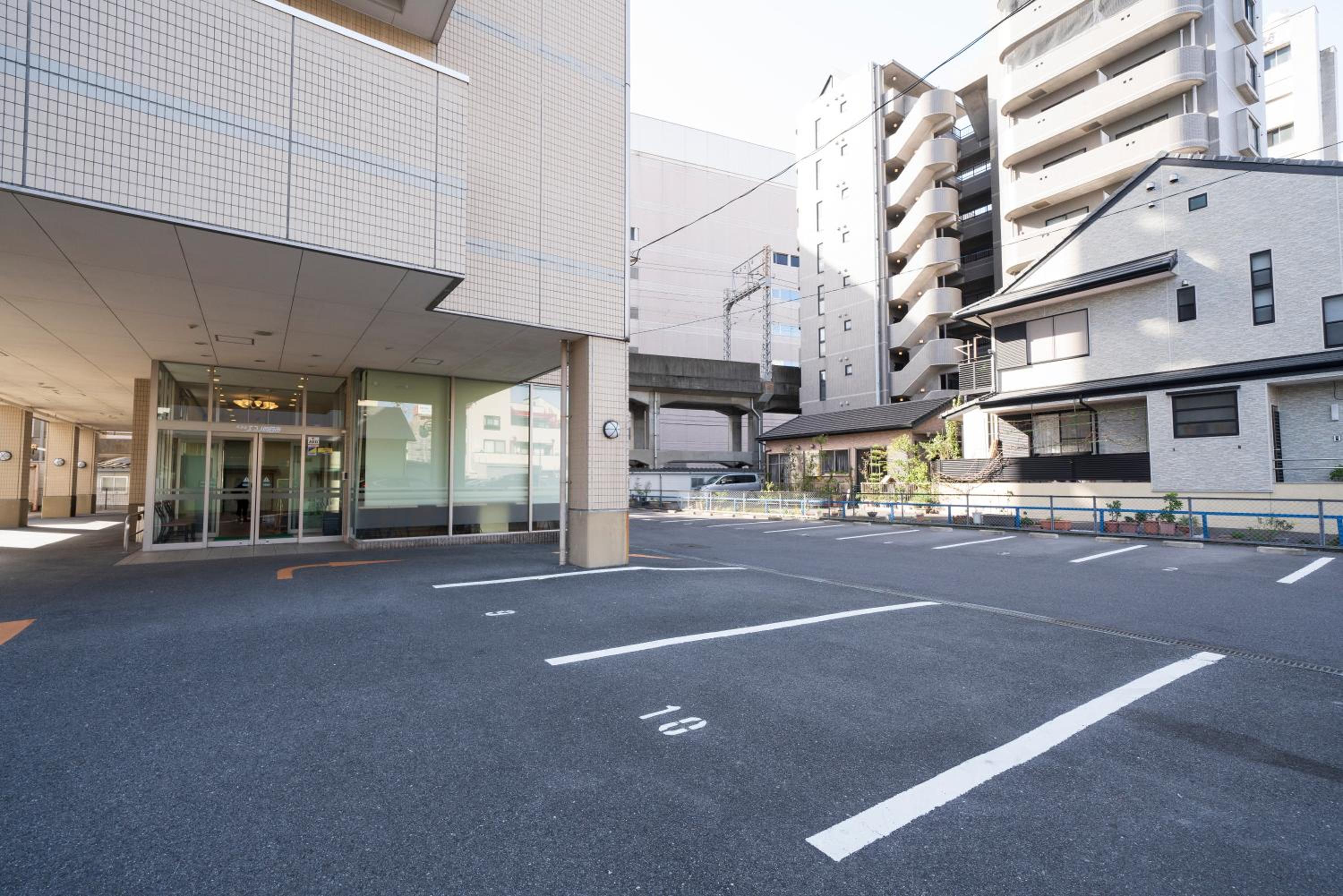 Hotel Econo Yokkaichi 44/46