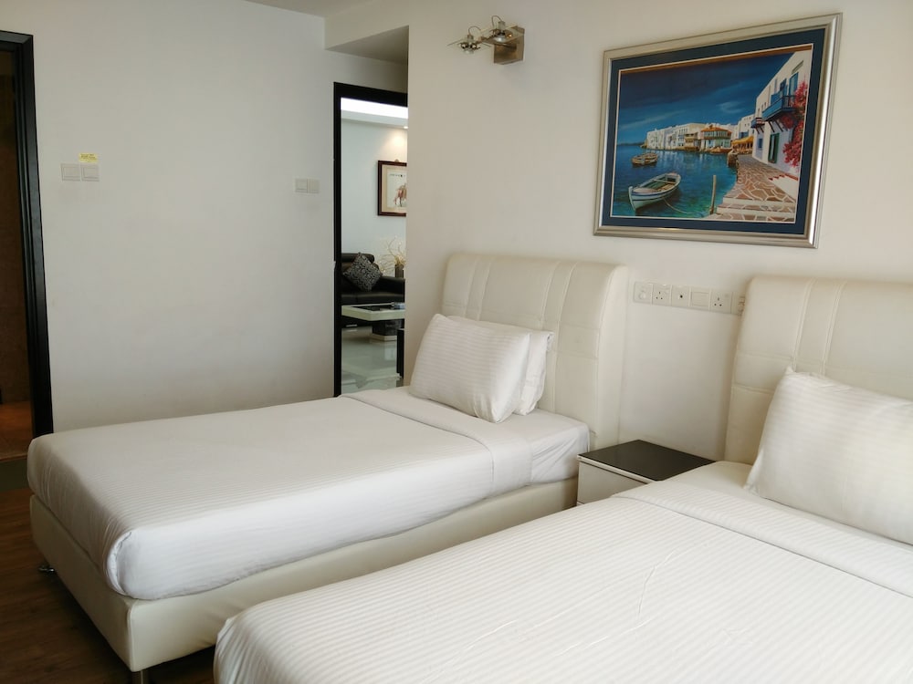 Times Private Serviced Suites 19/54