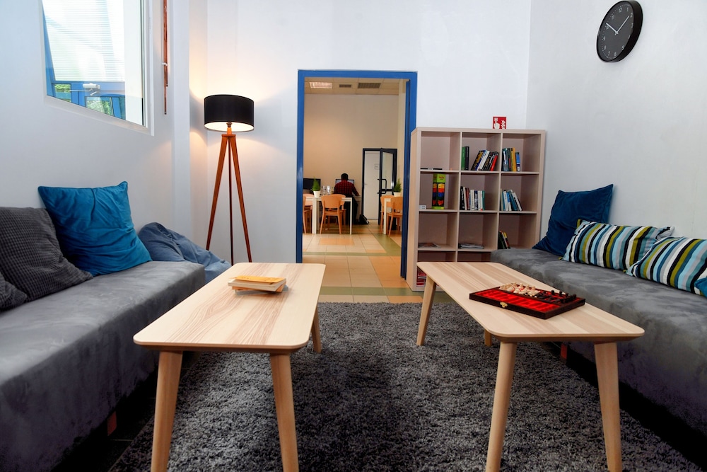 WARSAW HOSTEL CENTRUM 51/73
