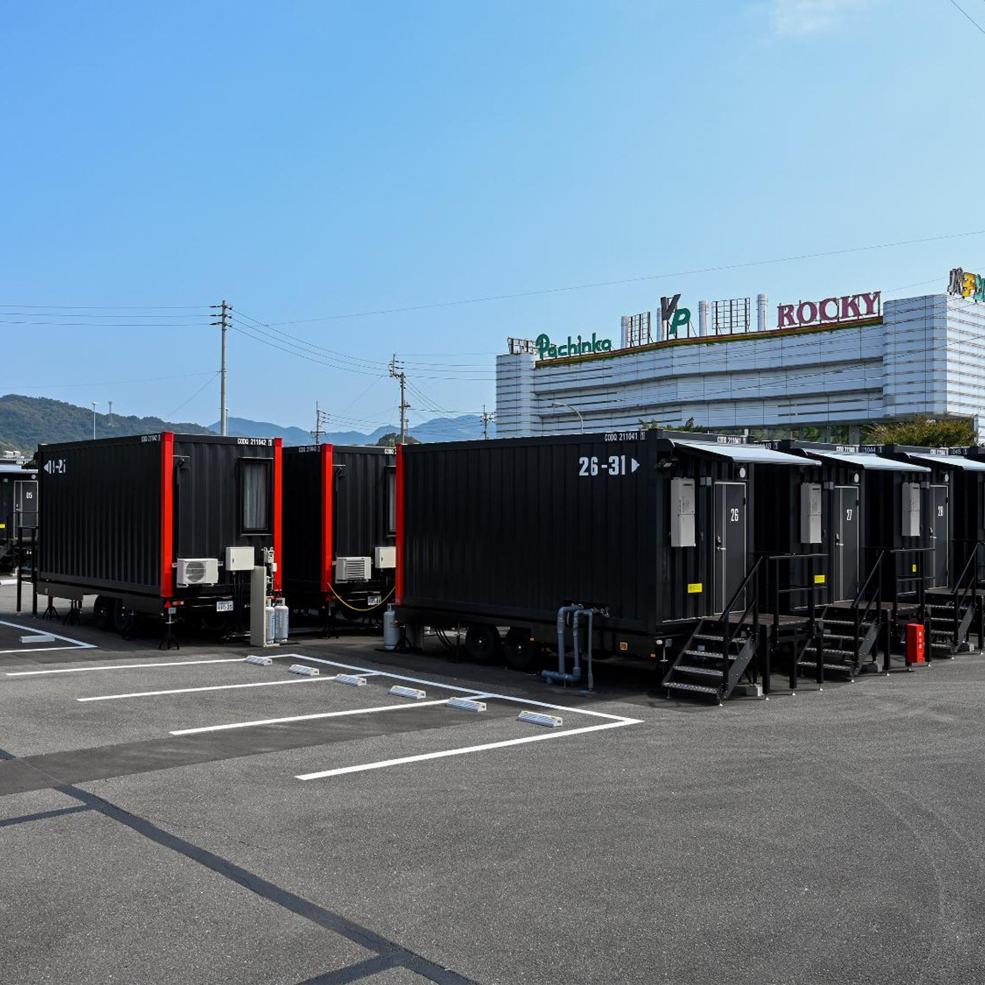 HOTEL R9 The Yard Shikokuchuo 45/49