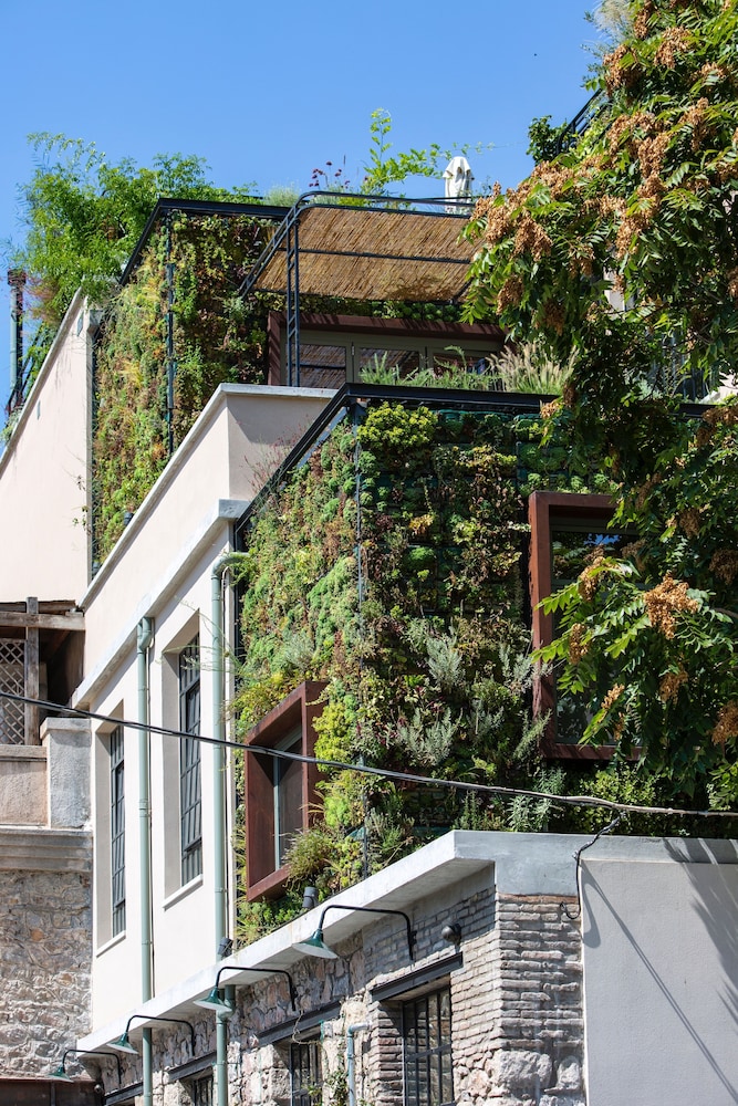 The Foundry Suites Athens 3/50