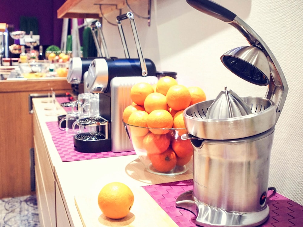 Mercure Angers Centre Gare Hotel 54/72