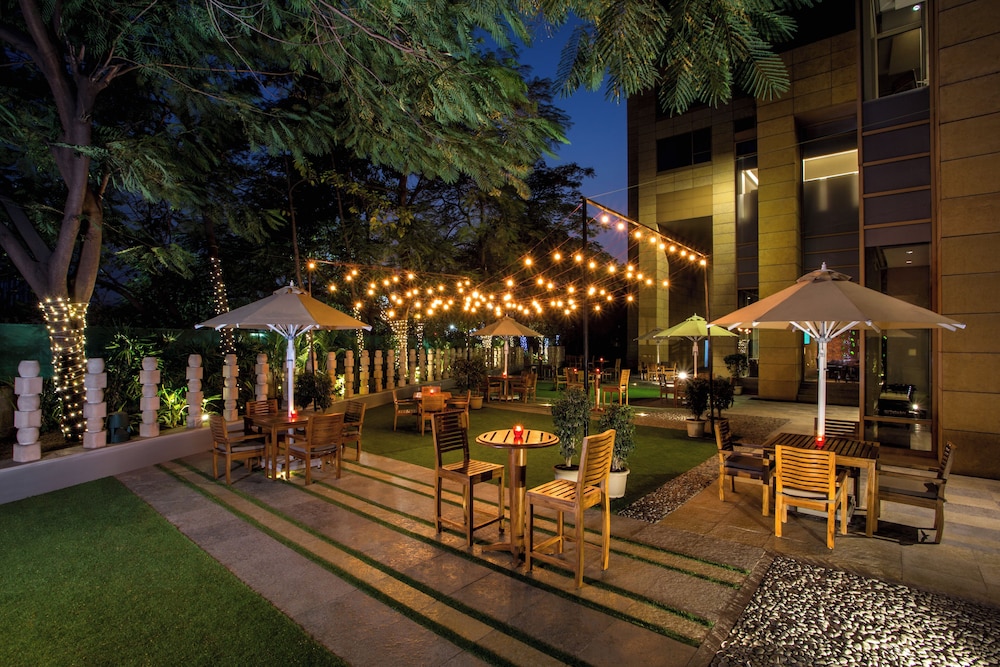 Hyatt Regency Pune Hotel and Residences 76/79