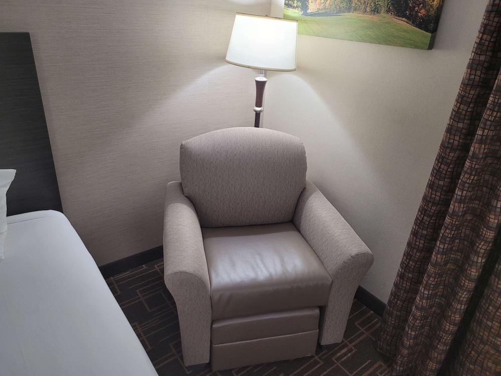Best Western Airport Inn 29/39