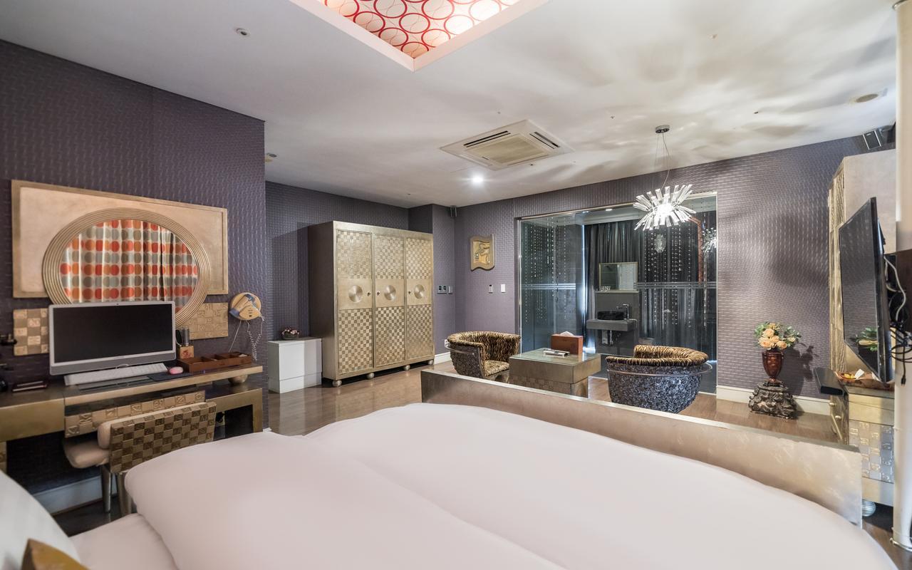 Royal, Suite, King Bed