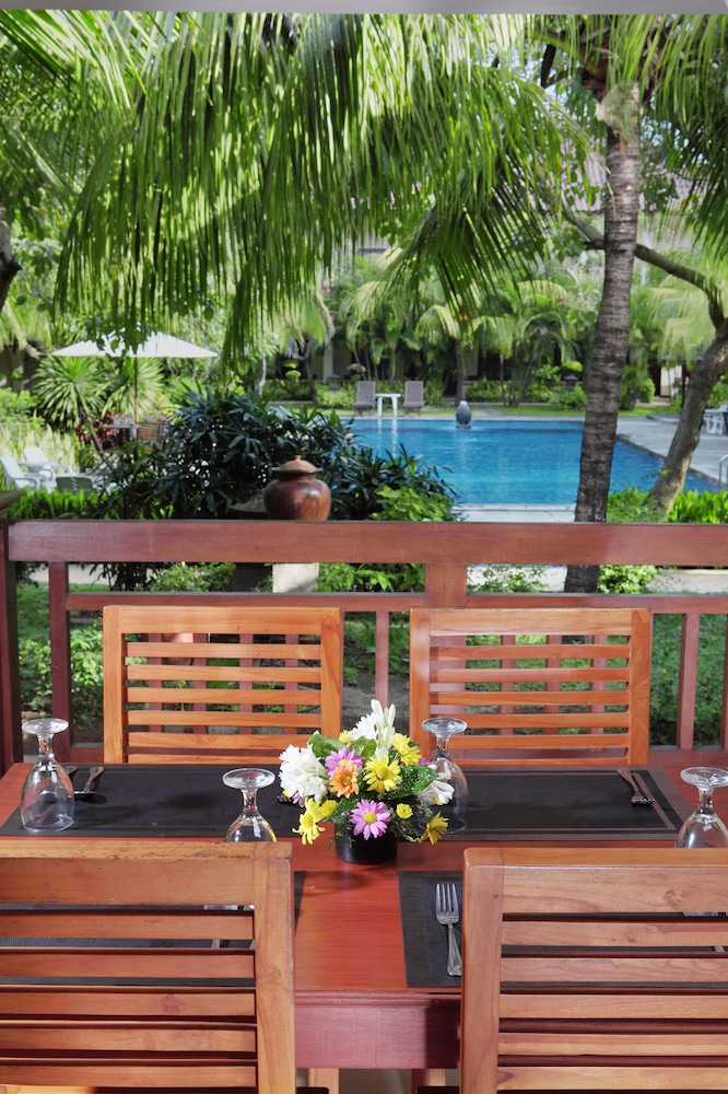 LOMBOK GARDEN HOTEL 13/70