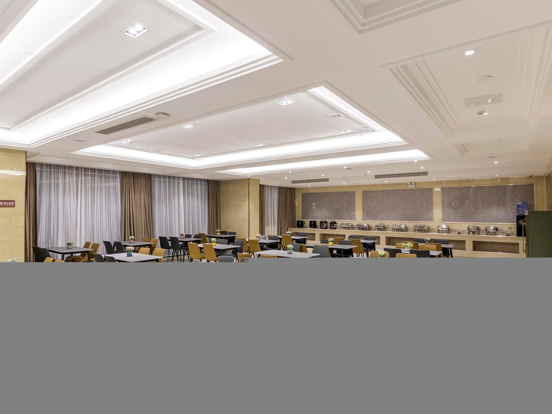Anyi Jinding Hotel 42/49