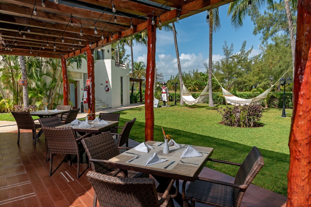 Laguna Suites Golf & Spa 39/50