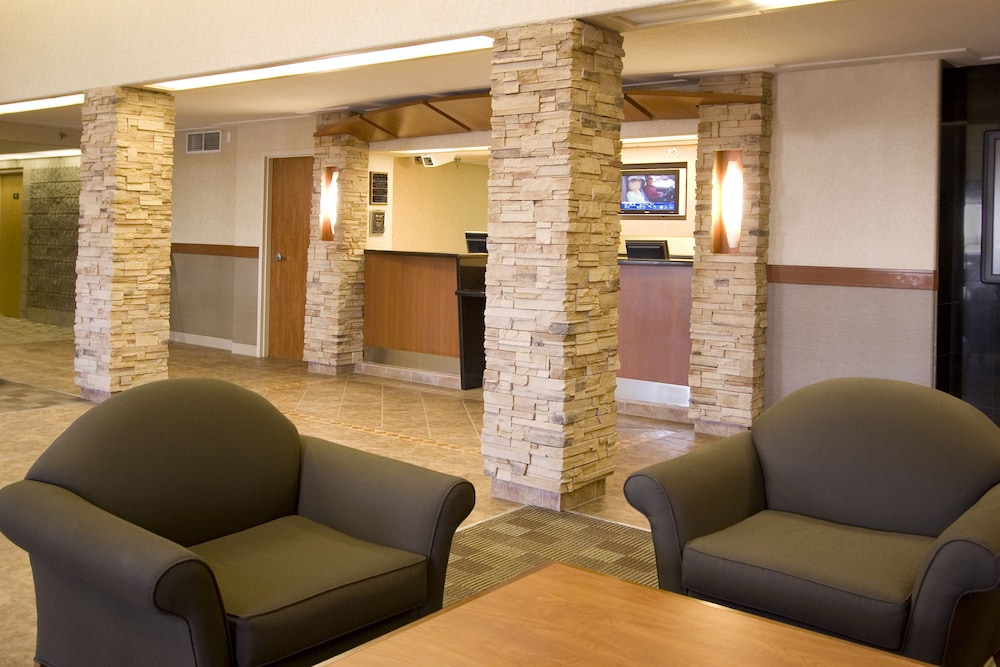 Woodlands Inn Suites 27/34