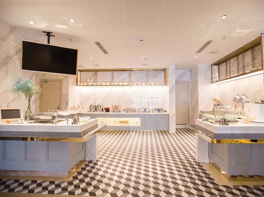 Magnotel Hotel South Railway Station Huizhou 16/17
