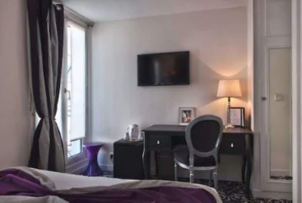 HOTEL B SQUARE 73/83