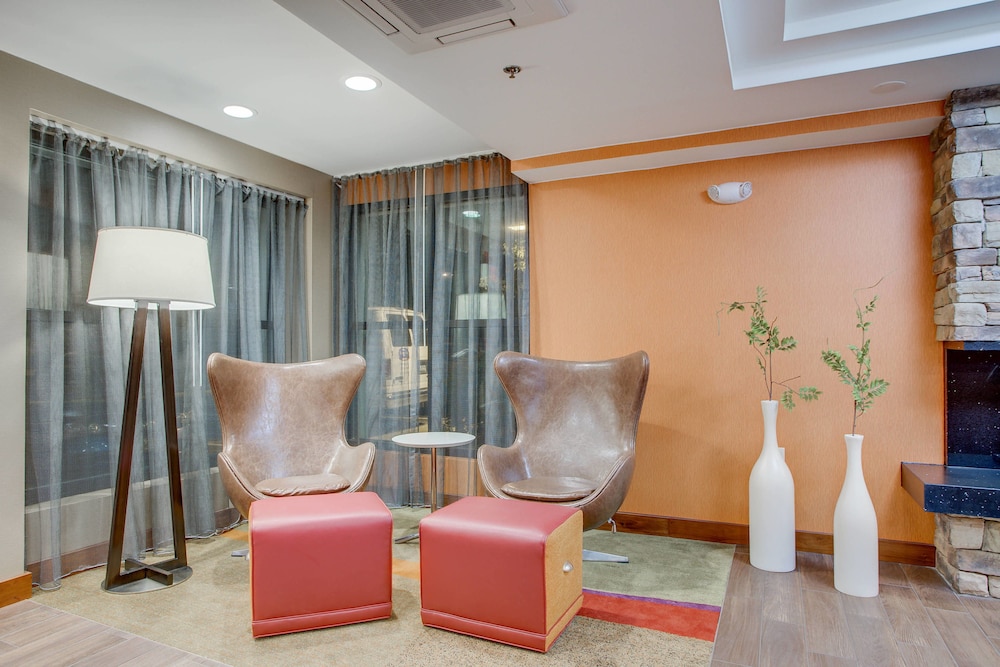 FAIRFIELD INN BY MARRIOTT BURLINGTON WILLISTON 33/40