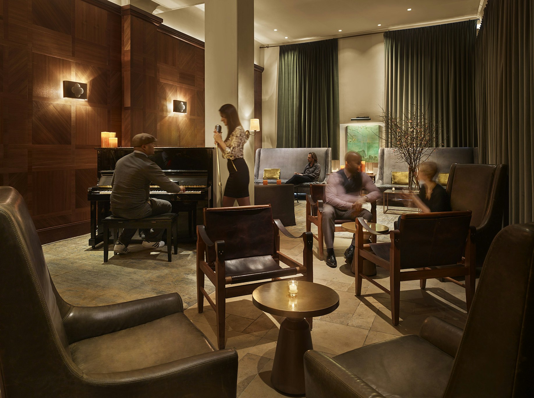 Refinery Hotel 32/48